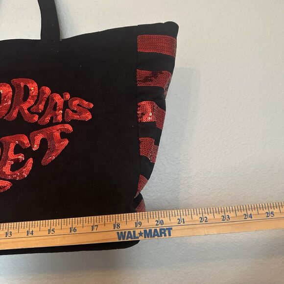 Victoria's Secret Sequin Lip Zip Shoulder Tote Weekend Duffle Gym Black Bag EUC - Picture 3 of 6